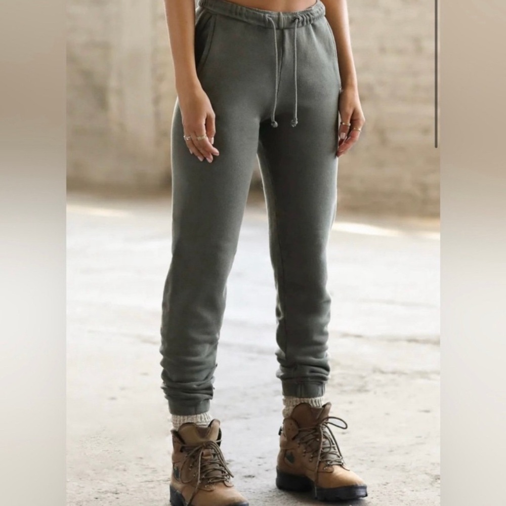 Josh Brown Empire joggers sweatpants charcoal